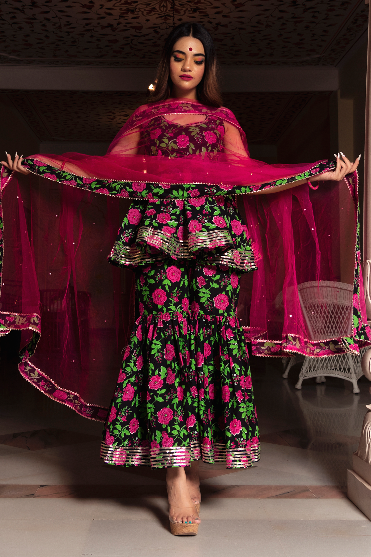 GULMOHAR JAIPUR Women Ethnic Motifs Printed Mirror Work Cotton Anarkali  Kurta Price in India, Full Specifications & Offers | DTashion.com
